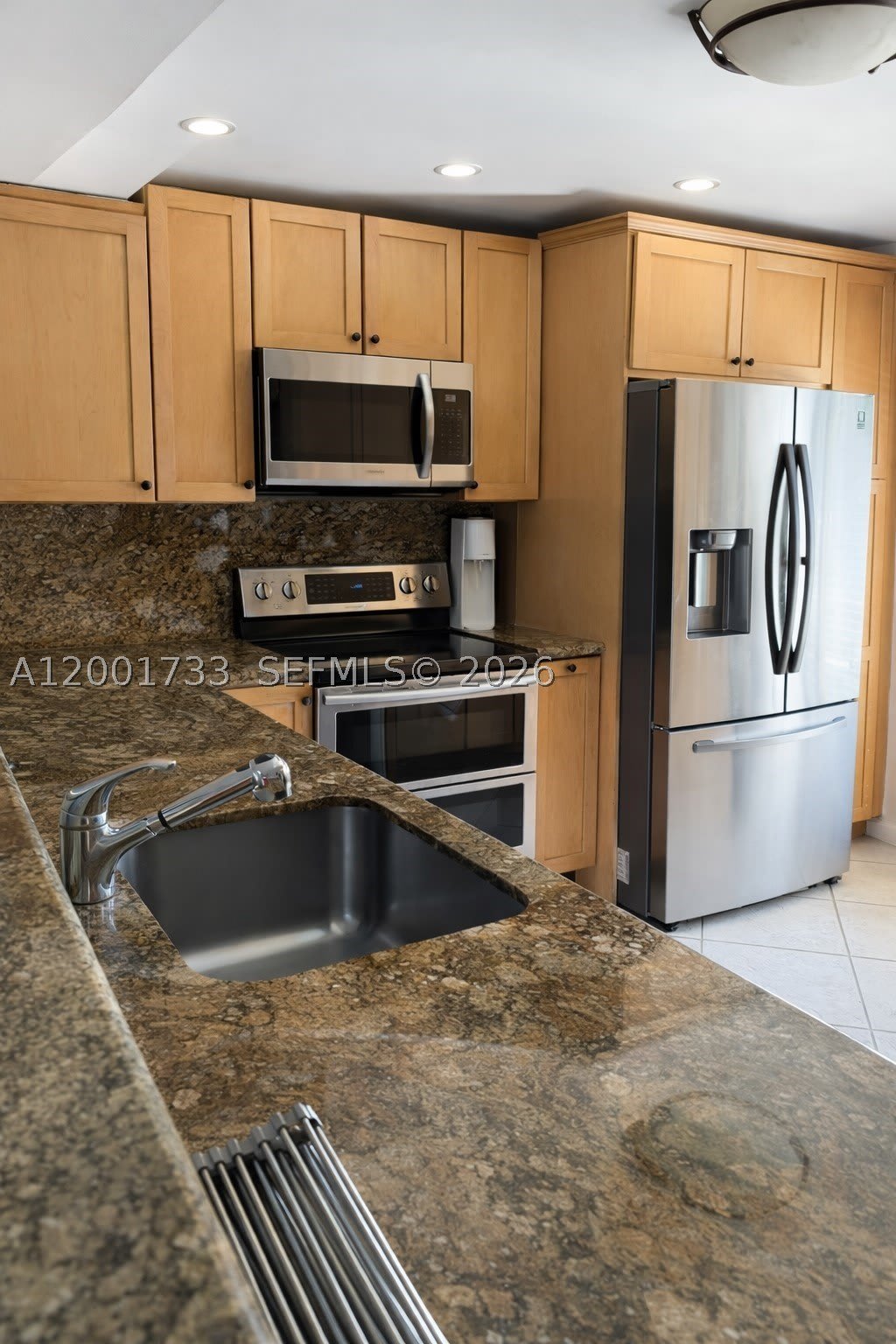 2661 NE 164th St – photo 3