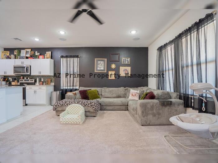 36043 West Santa Clara Avenue – photo 5