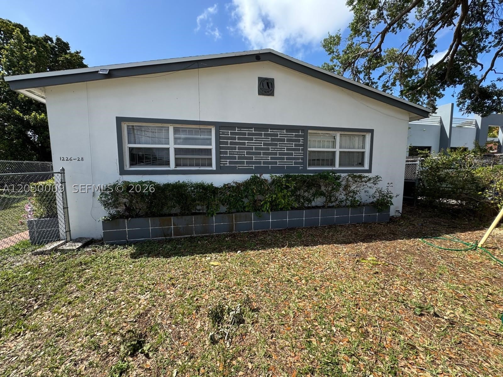 1226 Ne 112Th St – photo 1