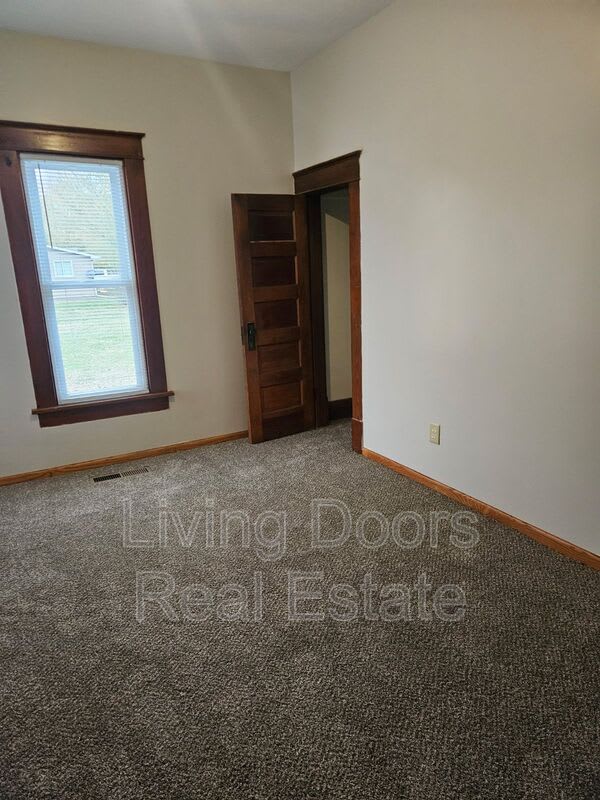 621 South Union Ave – photo 5