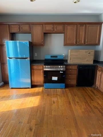 8259 Merrill Street – photo 2