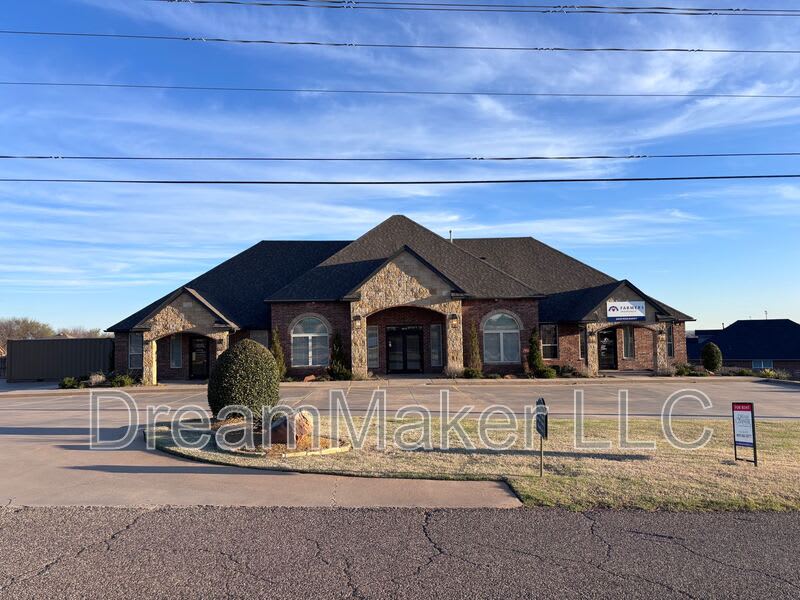 2815 Se 44Th Street – photo 3