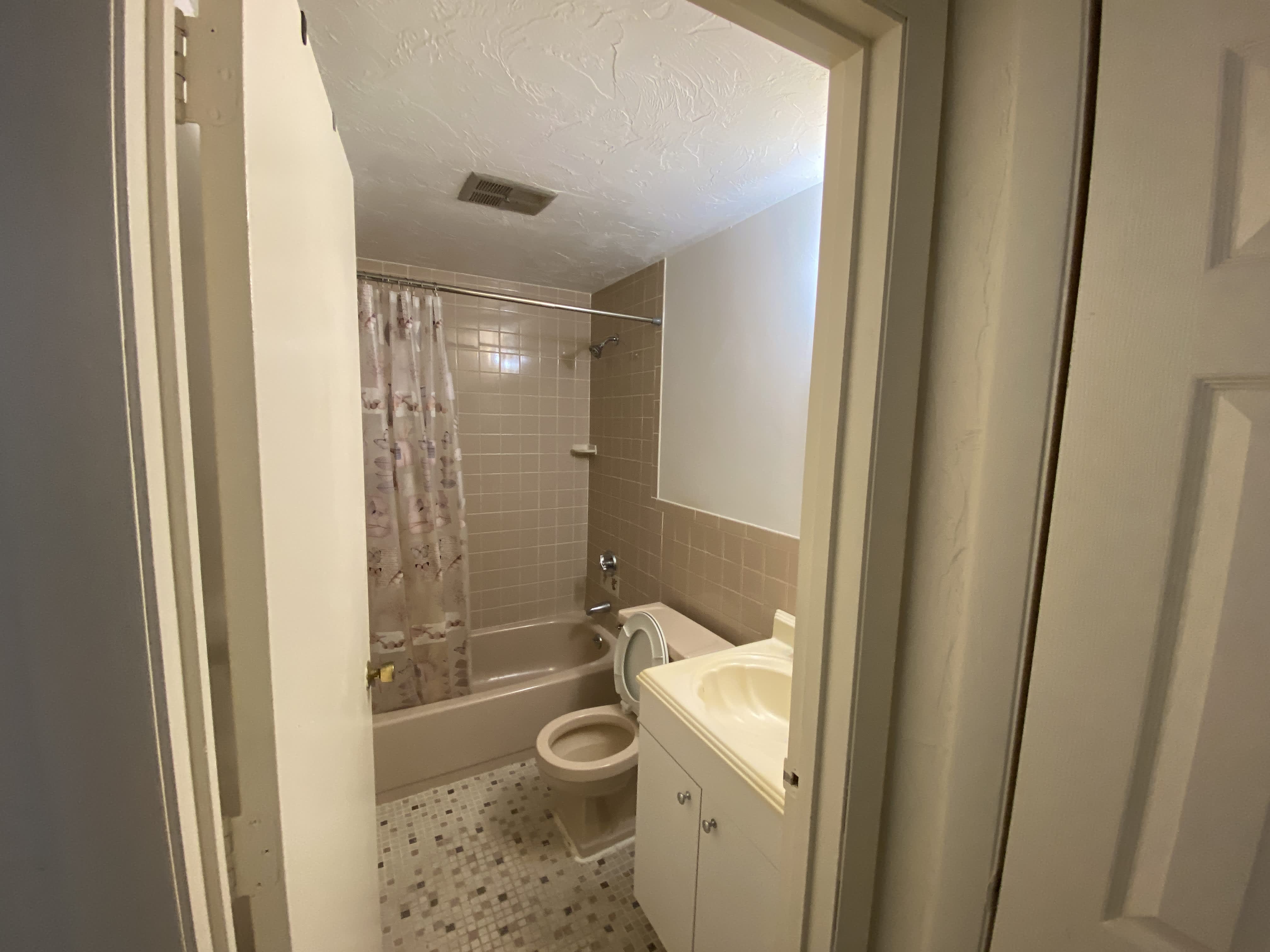 20 Erick Road – photo 3