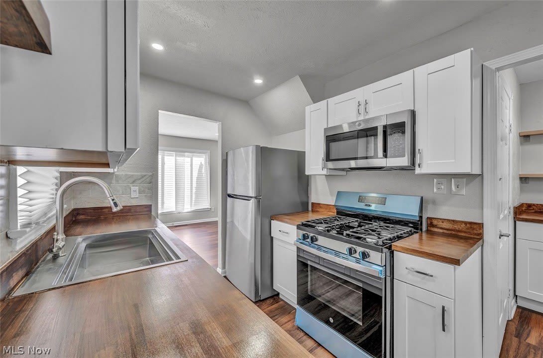 12508 Sobieski Avenue – photo 3