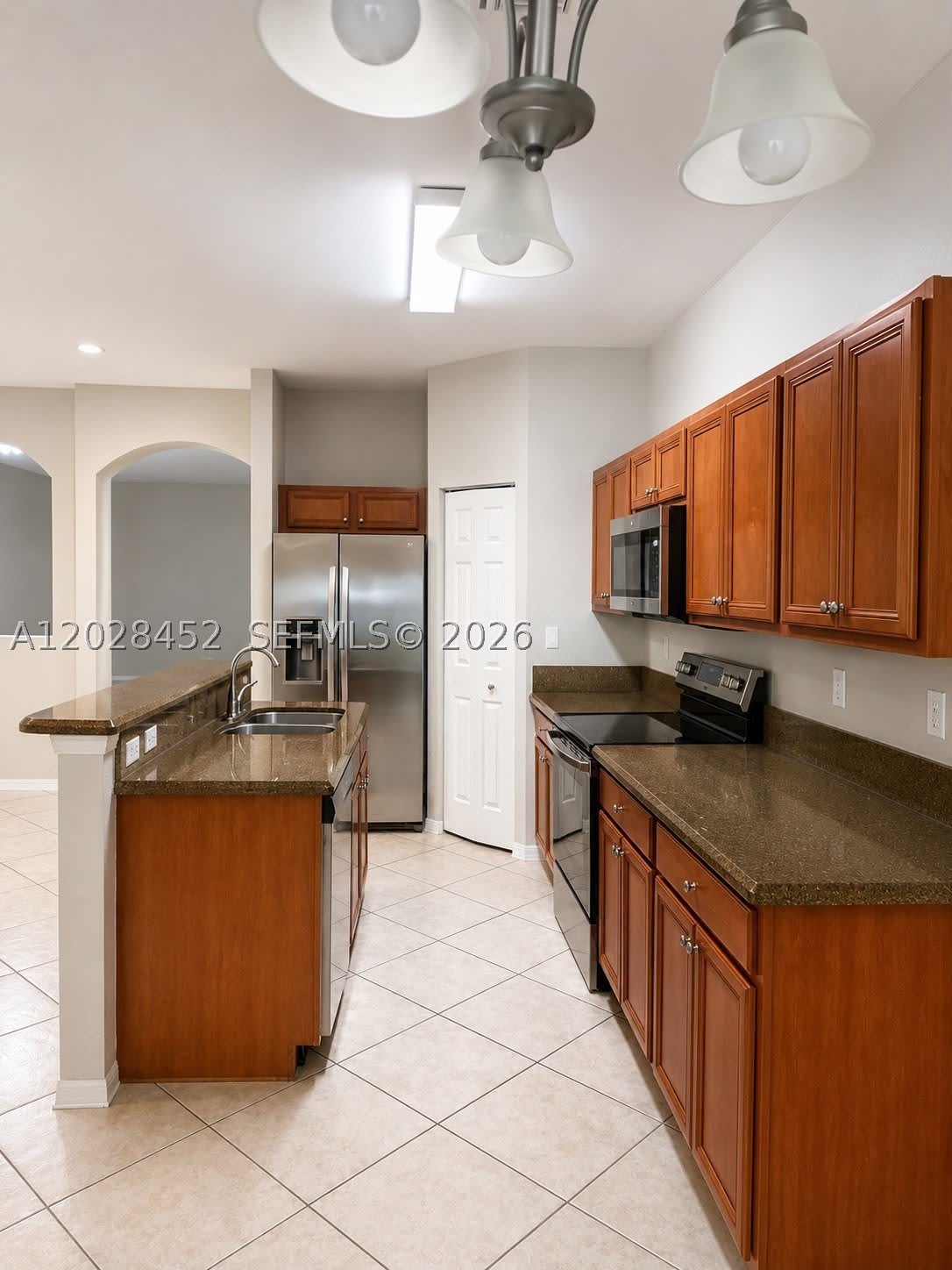 13147 SW 42nd St – photo 4