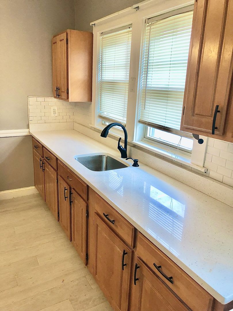 Rare Find! WILL NOT LAST 2 BED Plus office Great Location! – photo 4
