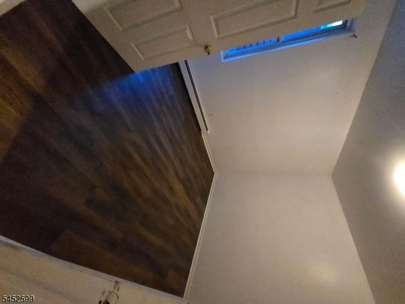 782 Grove St – photo 3