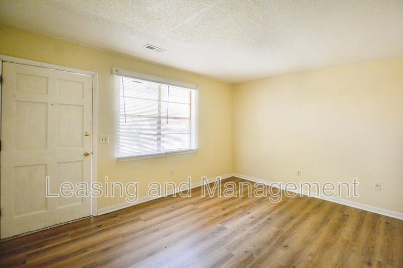 1611 Jessamine Road – photo 4