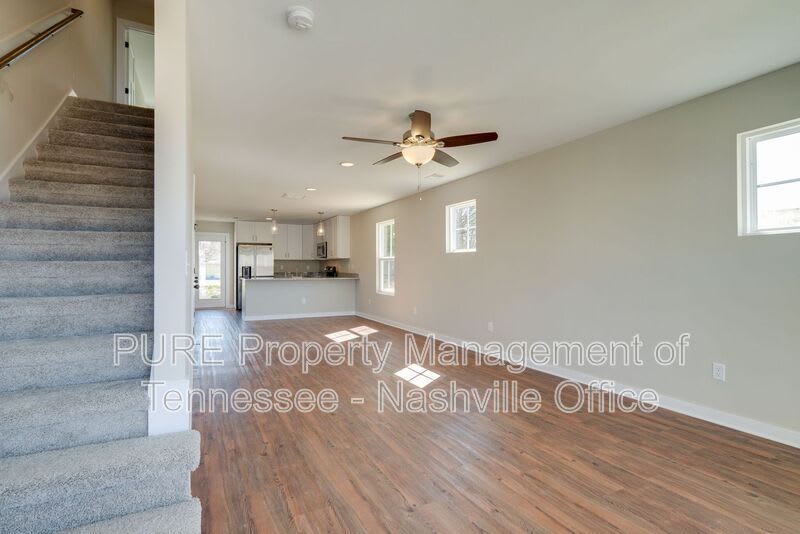 600 Hadley Village Boulevard – photo 3