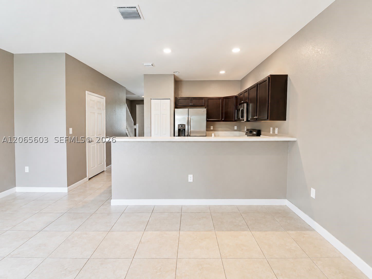 413 SE 32nd Ter – photo 5