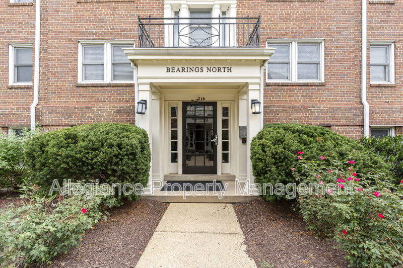 718 S Washington St – photo 4