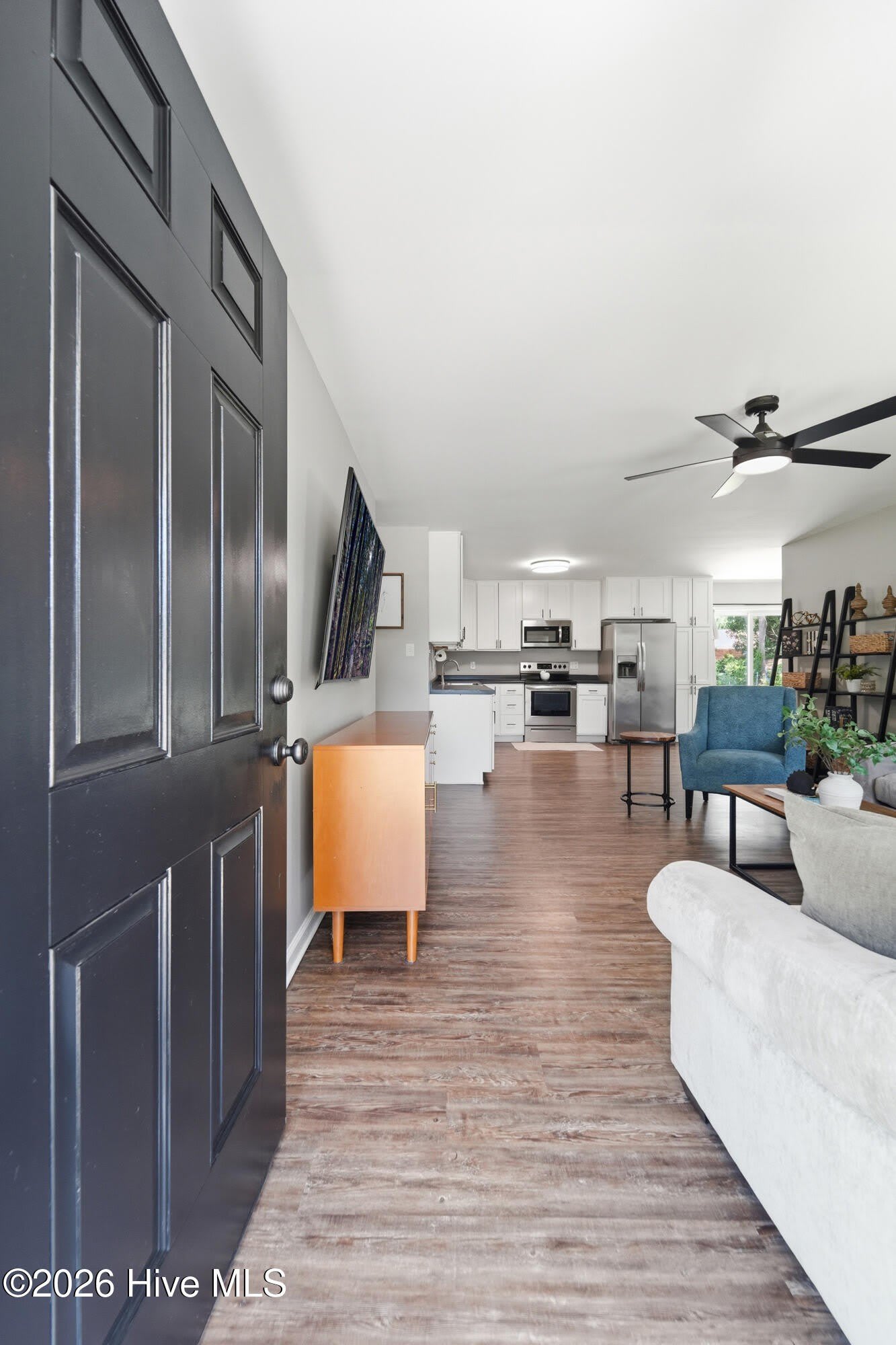 110 Estate Drive – photo 5