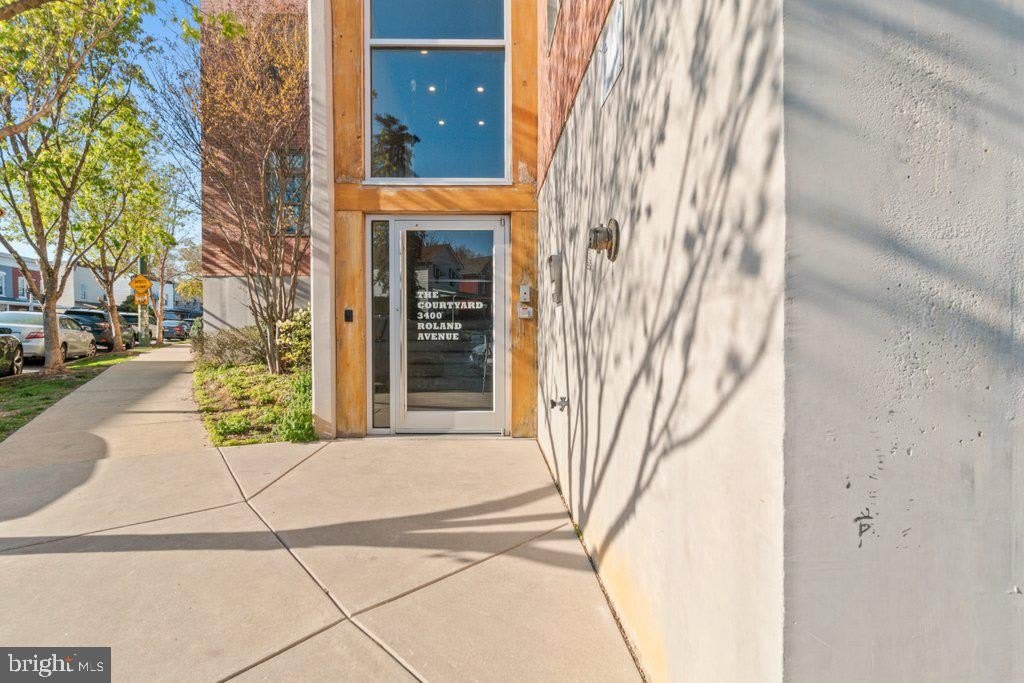 3400 ROLAND Avenue – photo 3