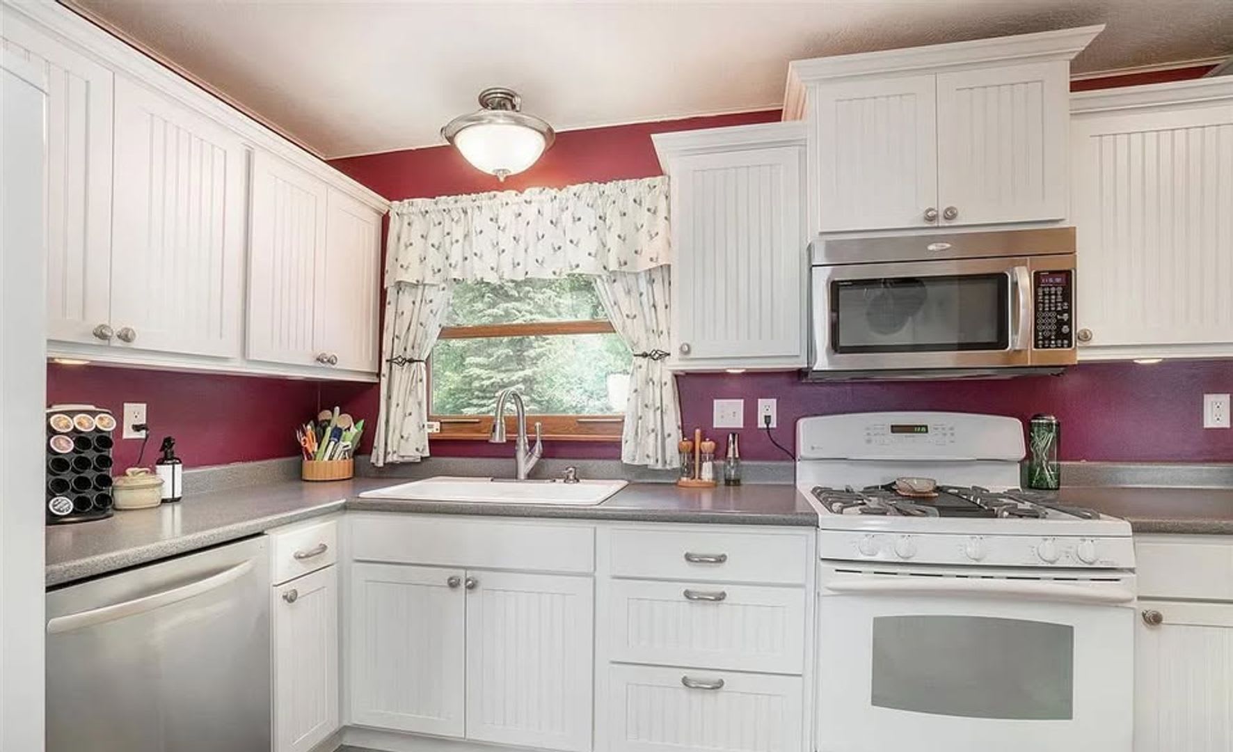 27097 Cliff Ave. Sioux Falls, SD – photo 2
