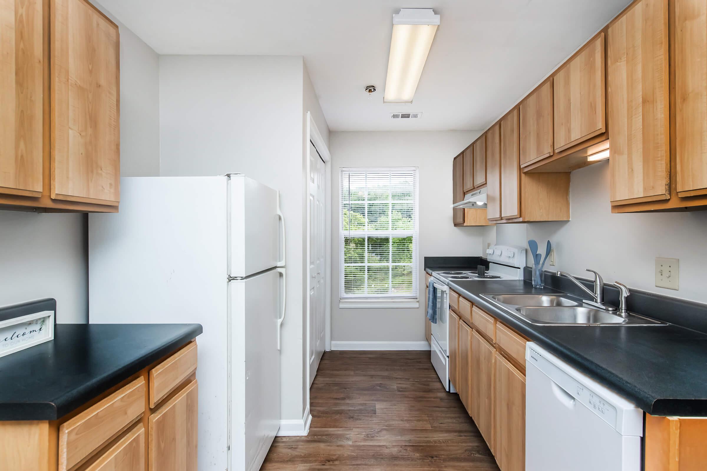 River City North apartment homes – photo 3