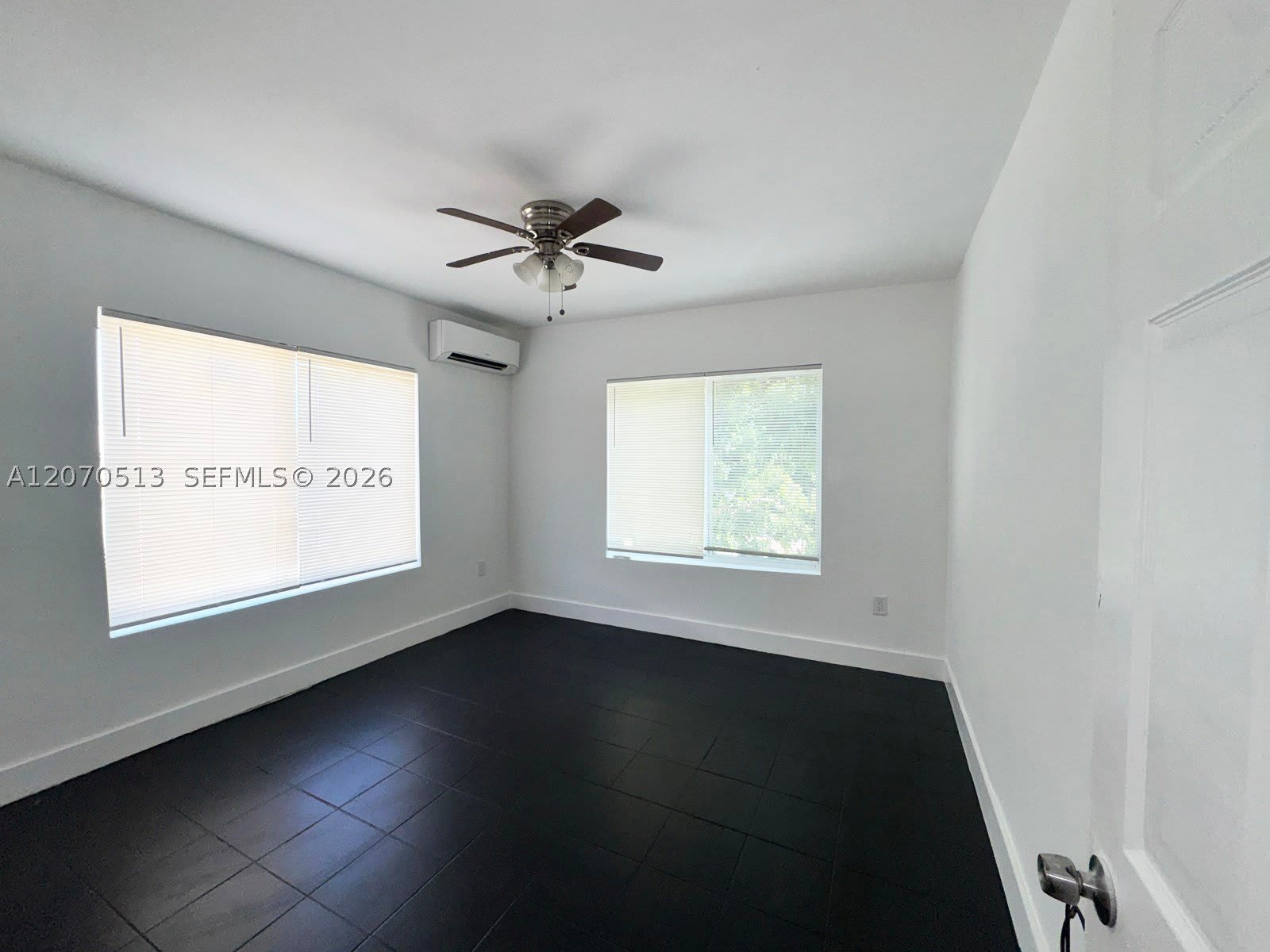 1631 NW 3 St – photo 5