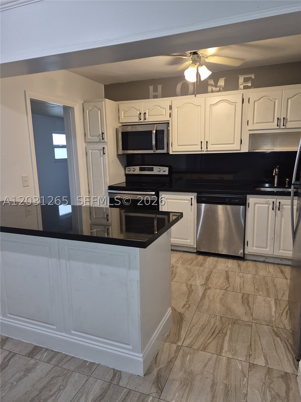 3035 NW 68th St – photo 2