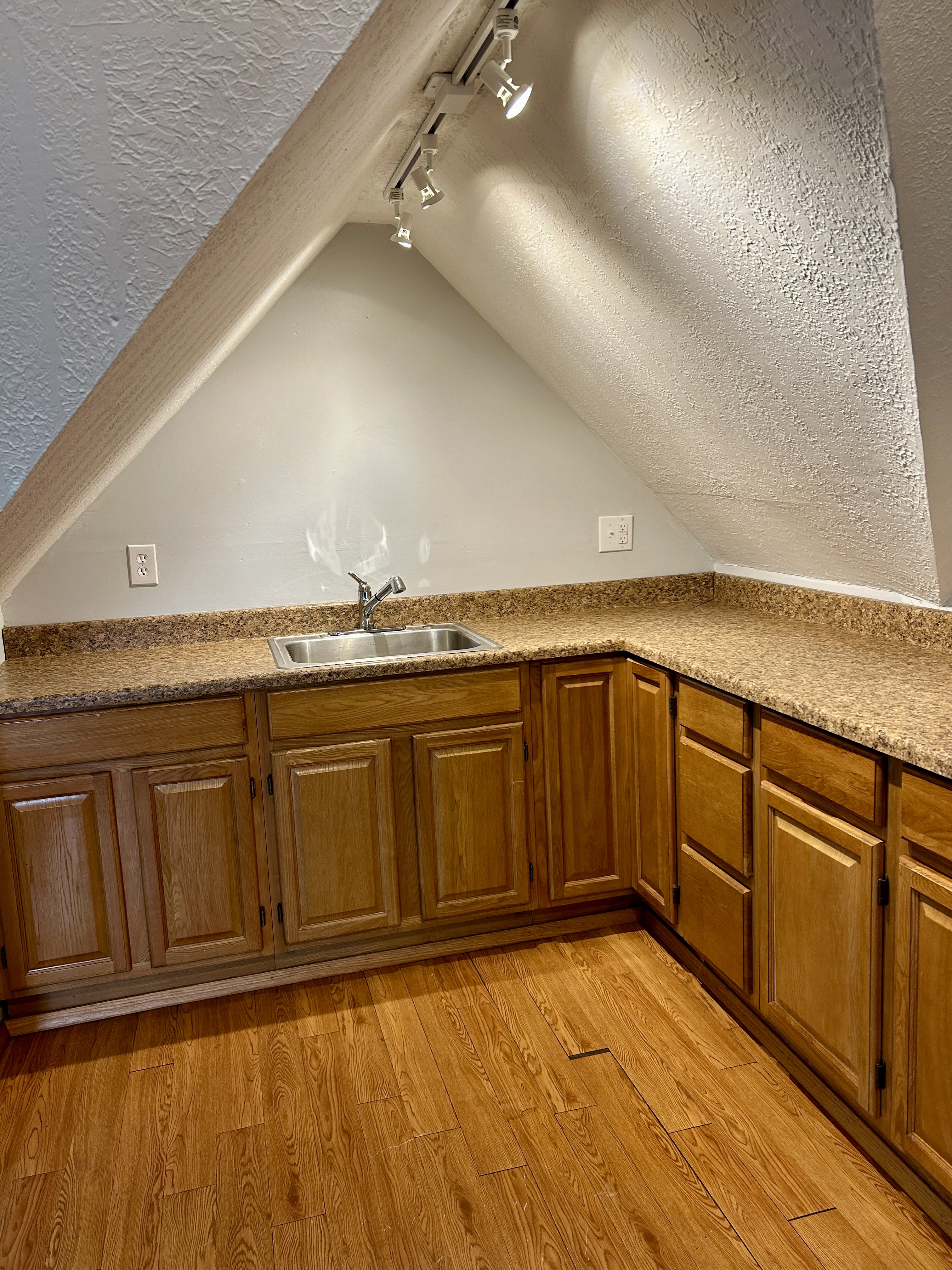 448 Jefferson Street – photo 3