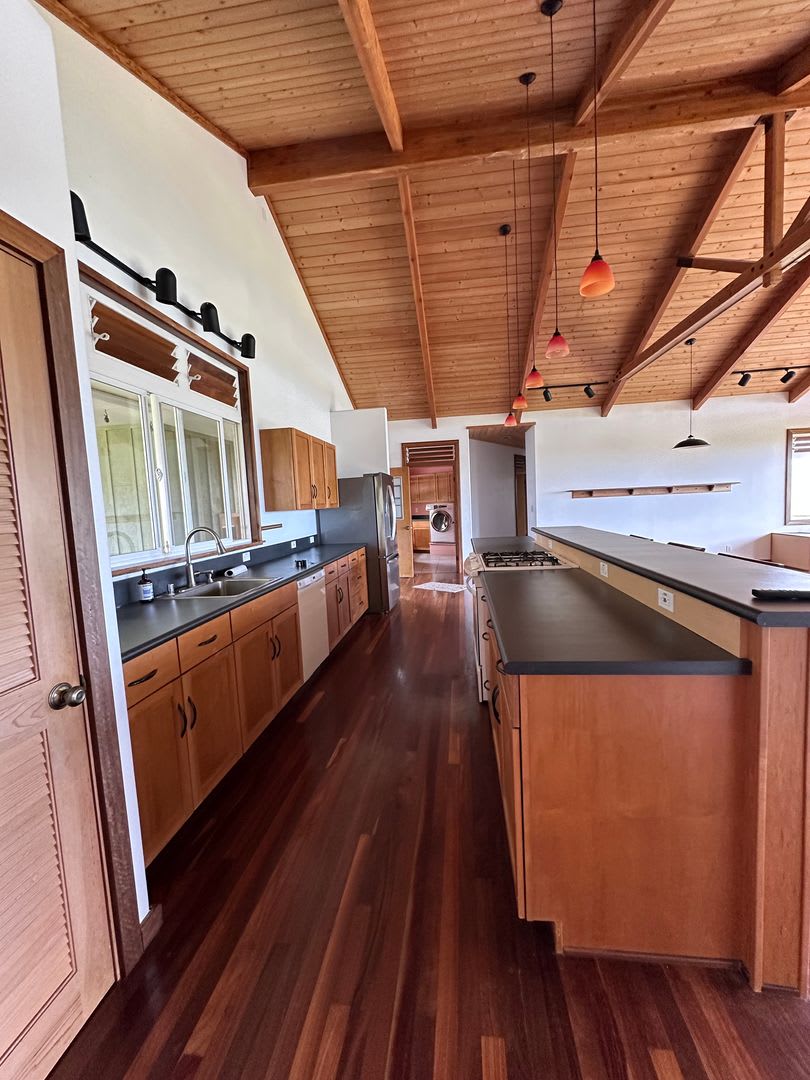 4 Bedroom/ 2.5 Bath – photo 4