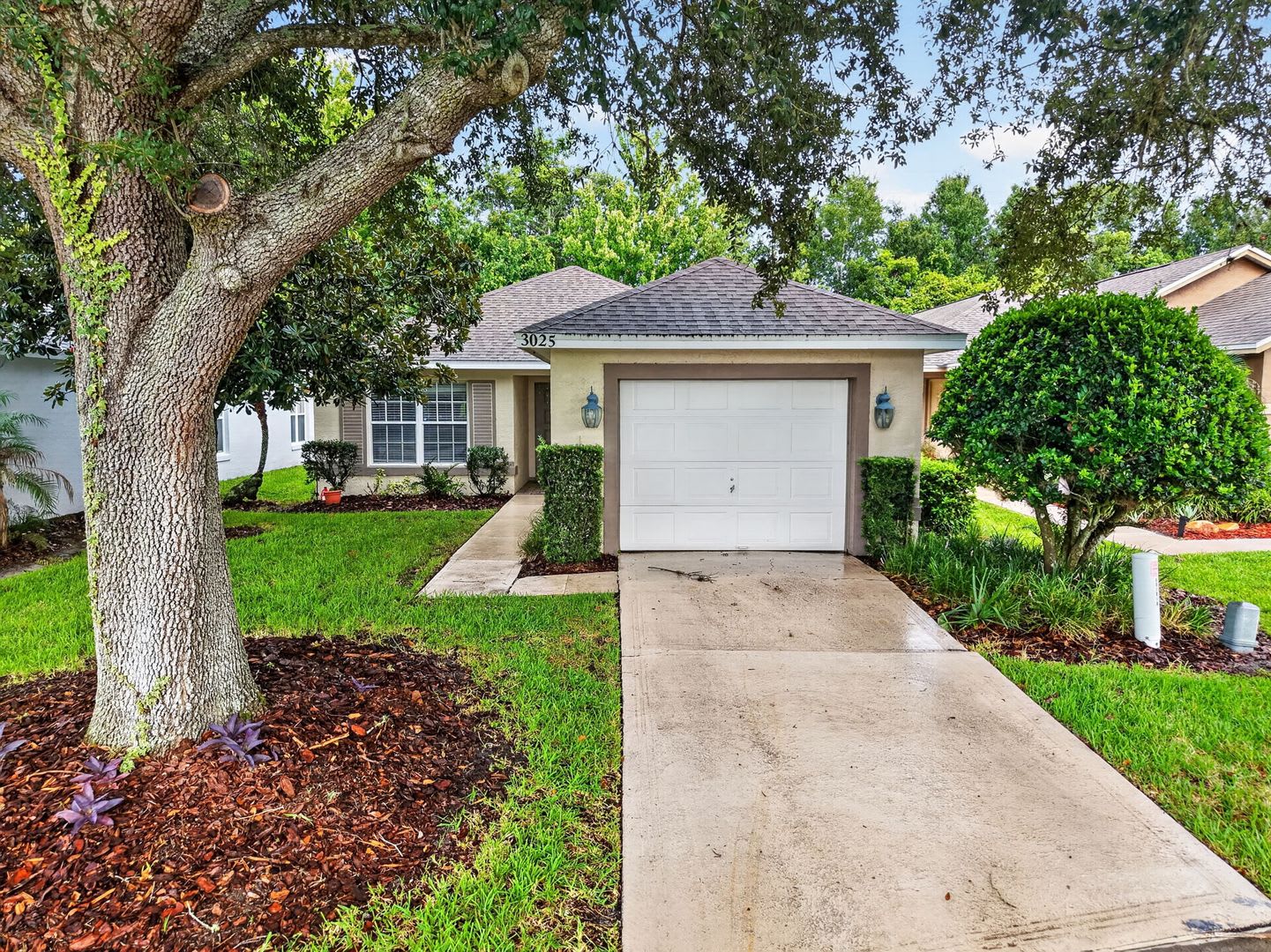 Charming 2BR Home in the Country Club of Mount Dora – photo 3