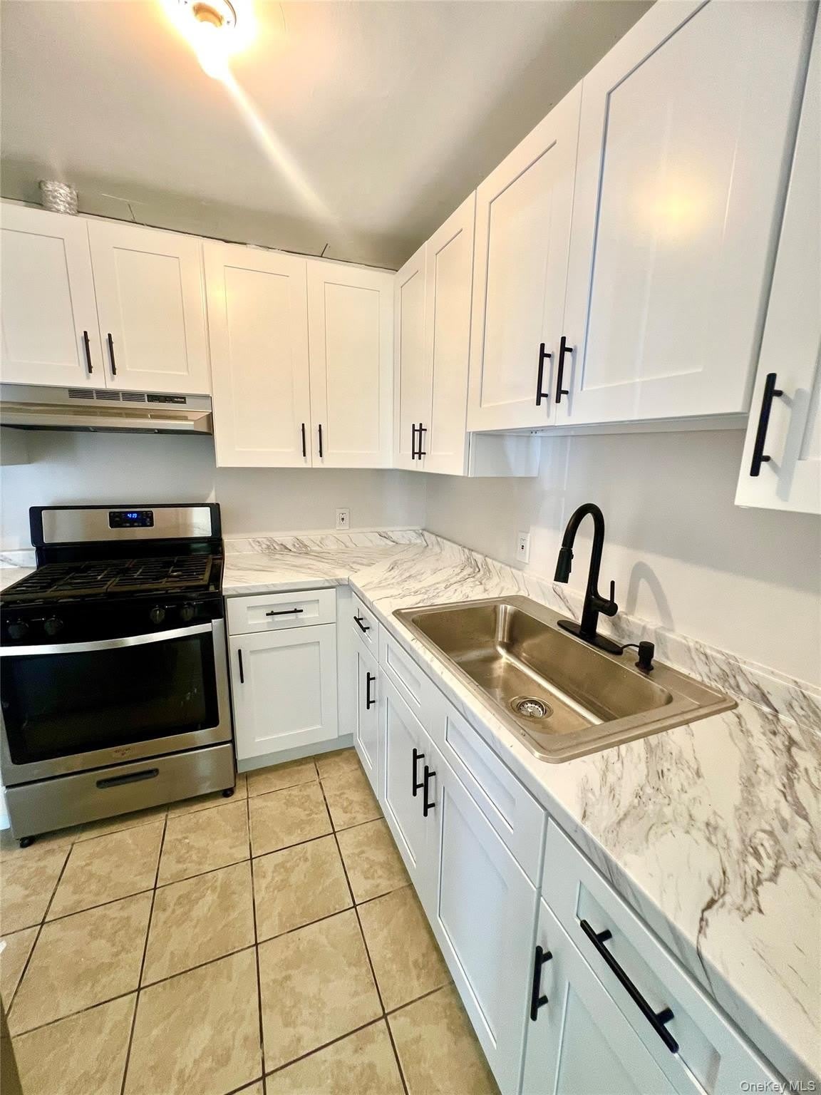 25 Ruth Court – photo 1