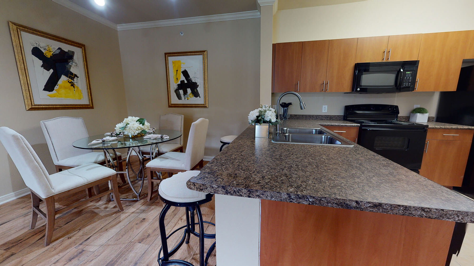Lakeland Estates Apartment Homes – photo 2