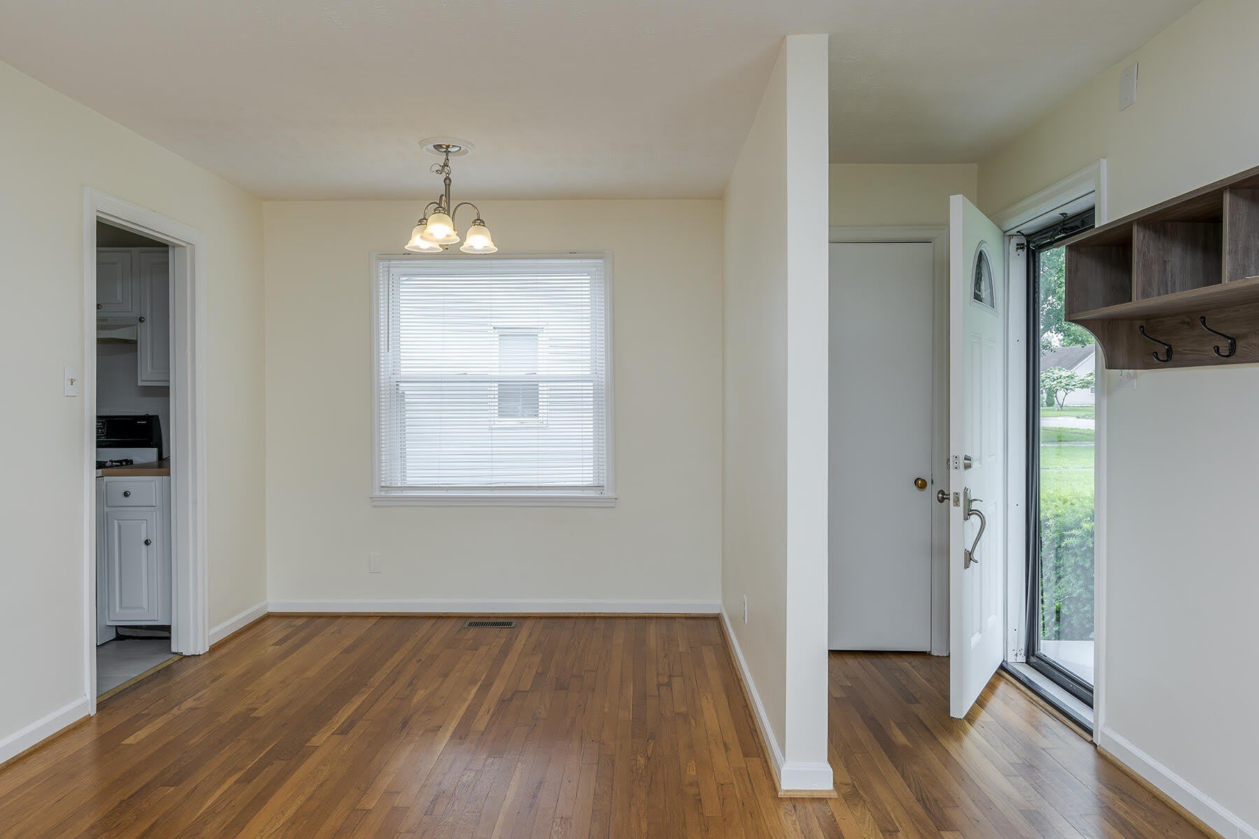 649 Mitchell Avenue – photo 3