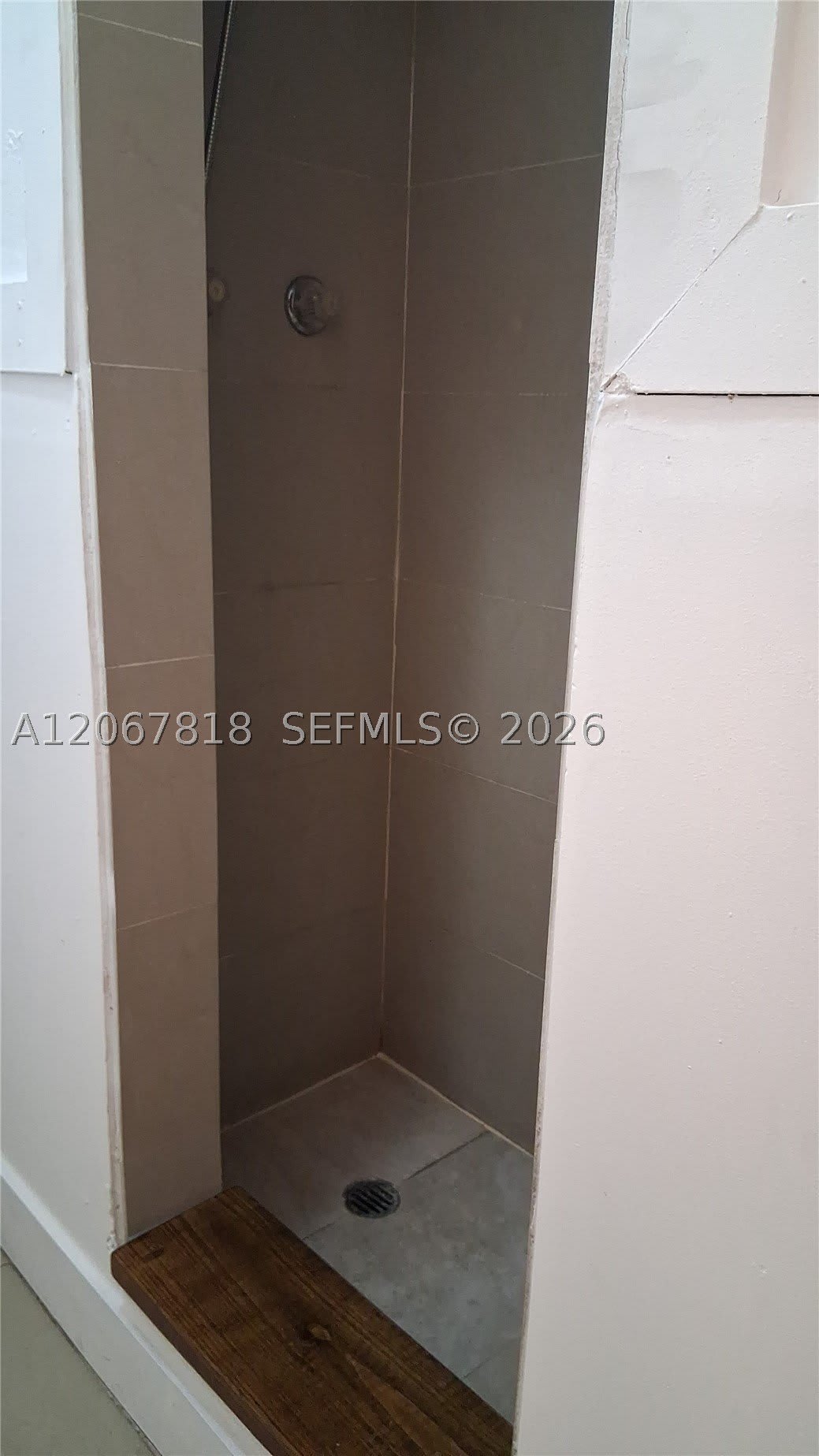 428 NE 82nd St – photo 3