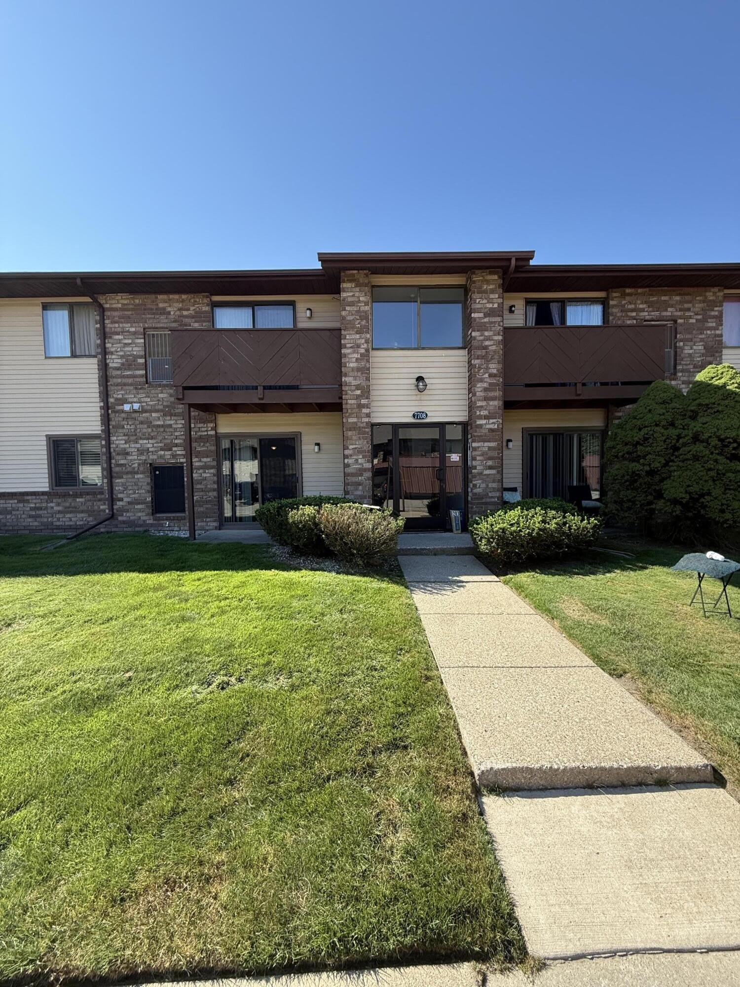 7708 Manor Circle – photo 2