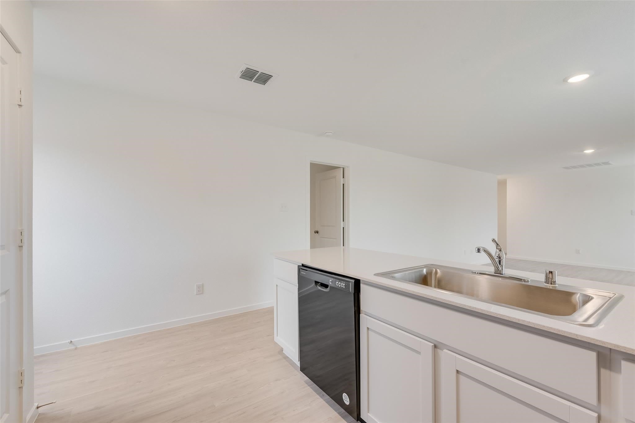 727 Ponderosa Lane – photo 2