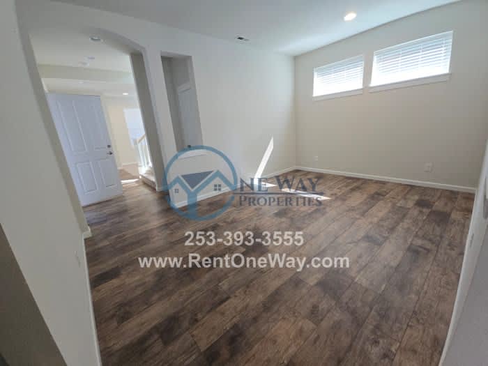 10518 191st Street Court East – photo 4
