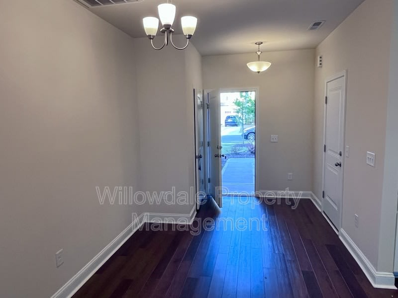 125 Woodford Reserve Ct – photo 4