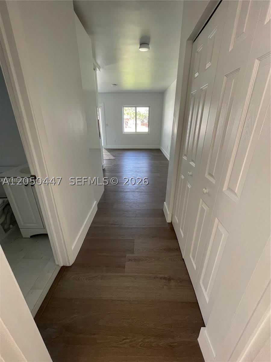 2856 SW 37th Ave – photo 4