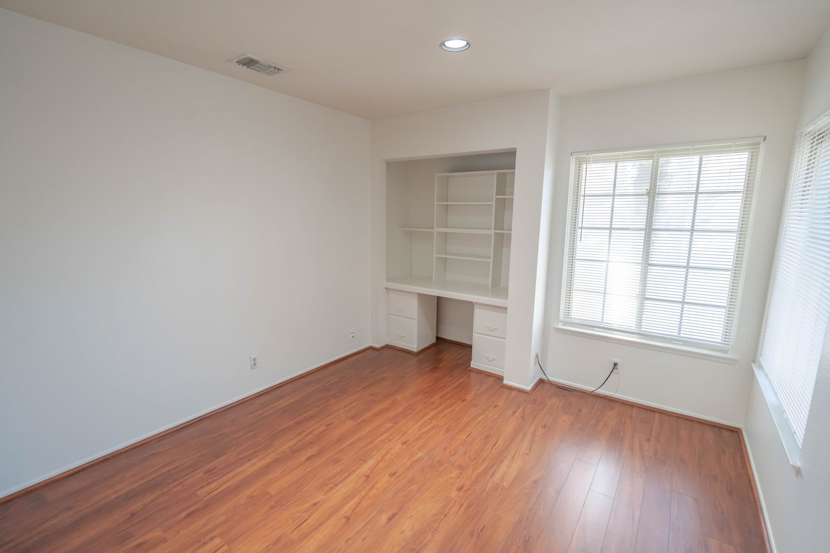 4 Bedroom Home for Rent in Stevenson Ranch! – photo 3