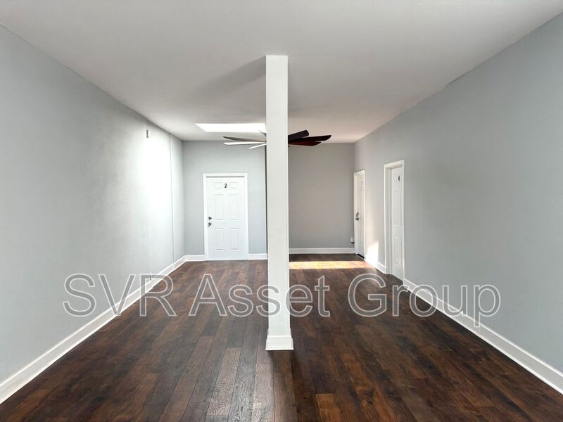 11 E. 7th St – photo 2