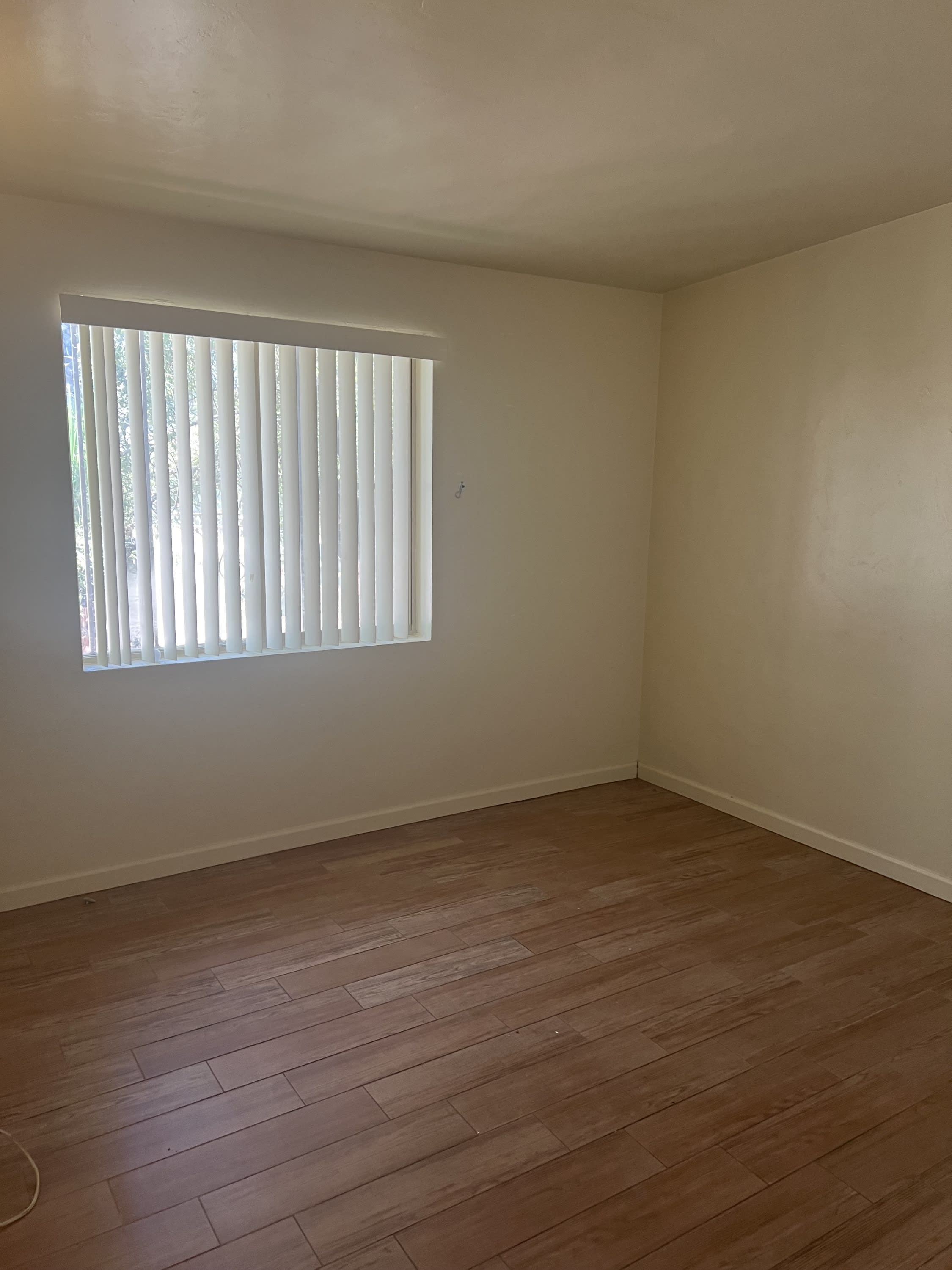 5734 East 35Th Street – photo 5
