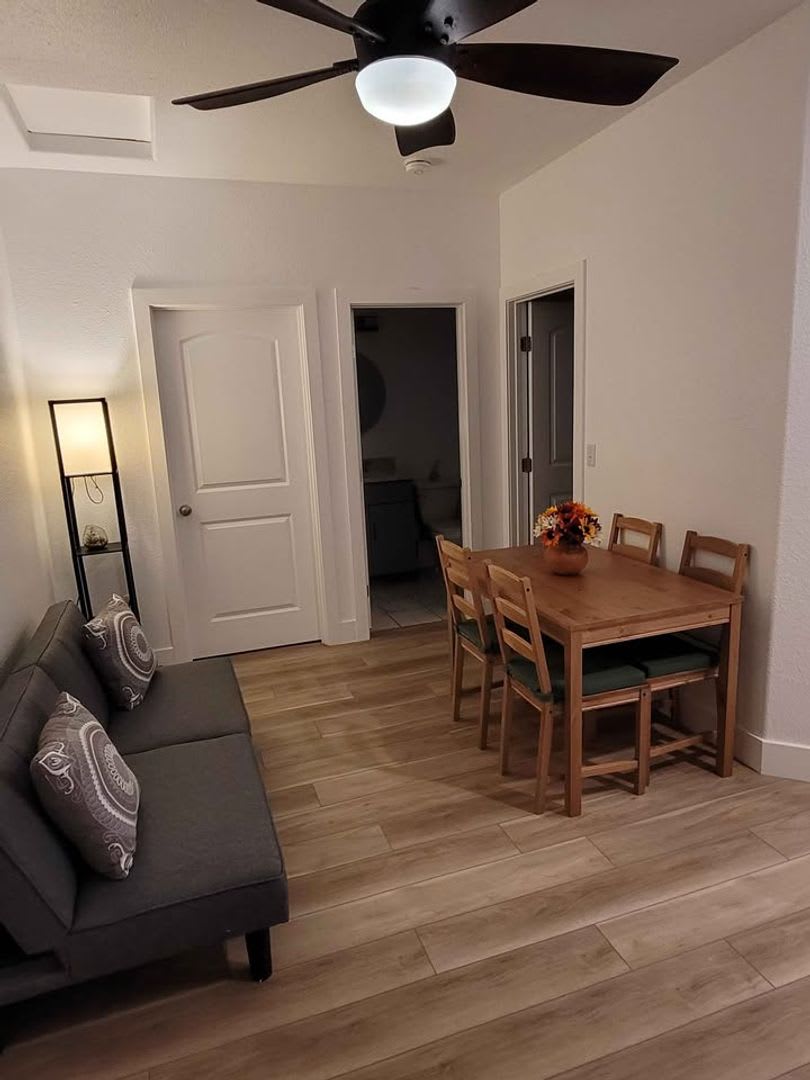 Newer Furnished Northwest ADU – photo 5