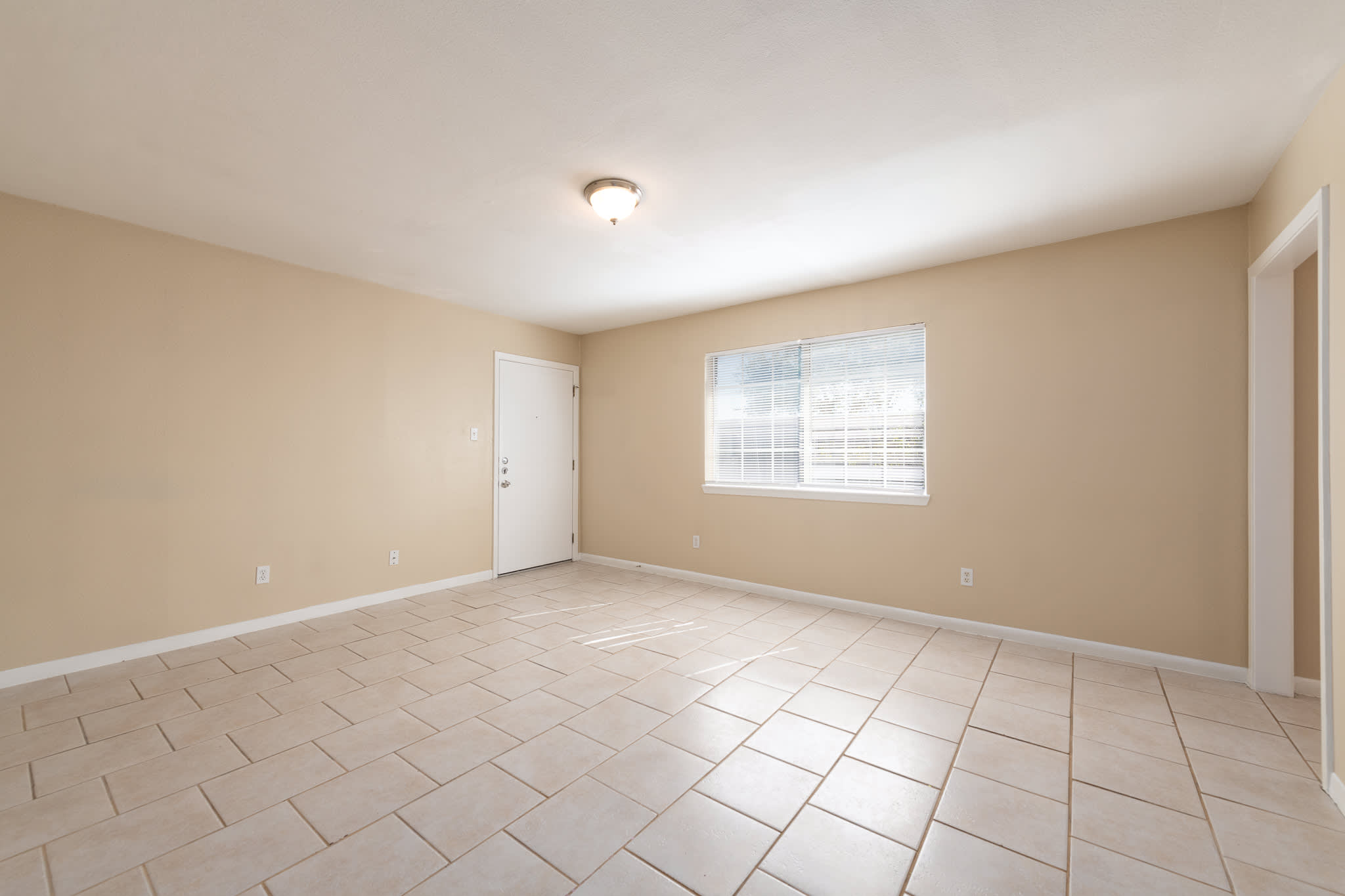 7300 Twin Crest Dr – photo 3