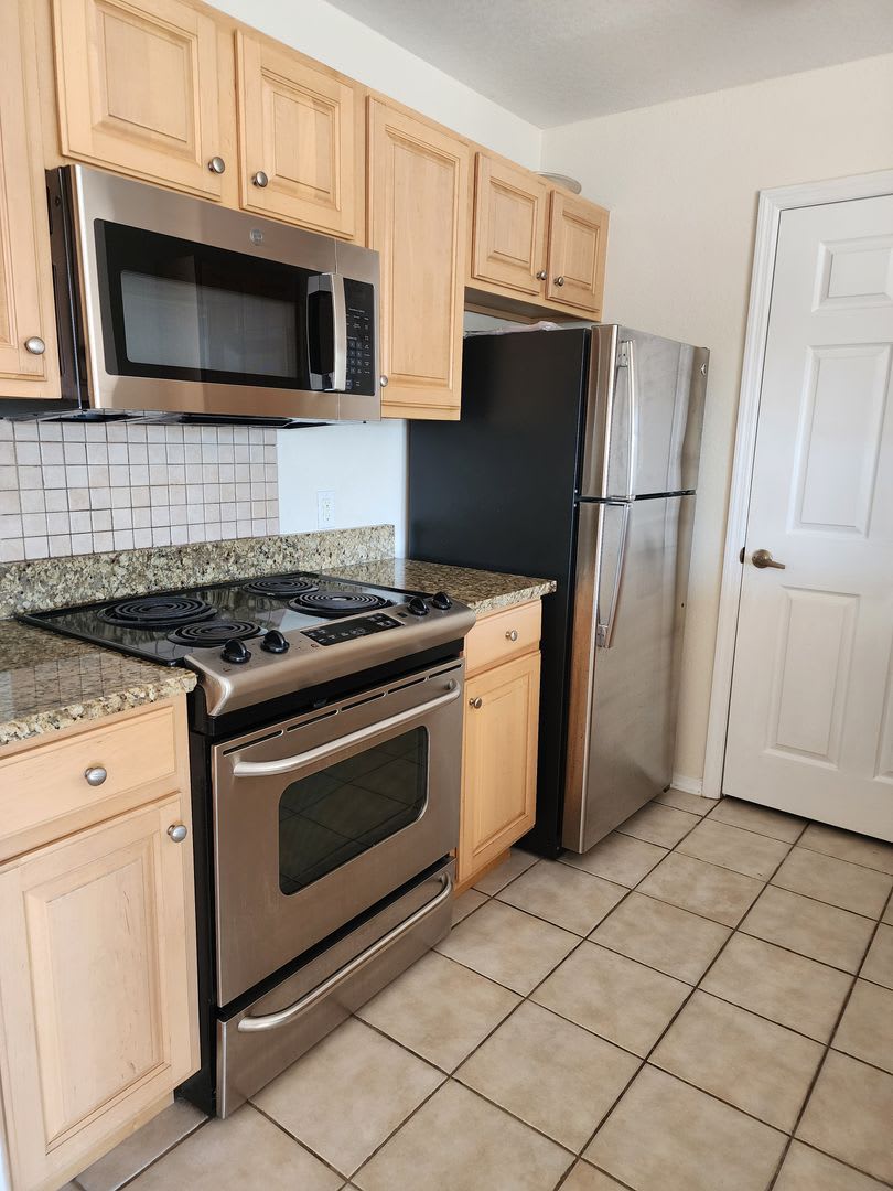For Lease 3 Br 2 Ba Nautilus Cove Condo Includes Water Sewer Garbage – photo 4