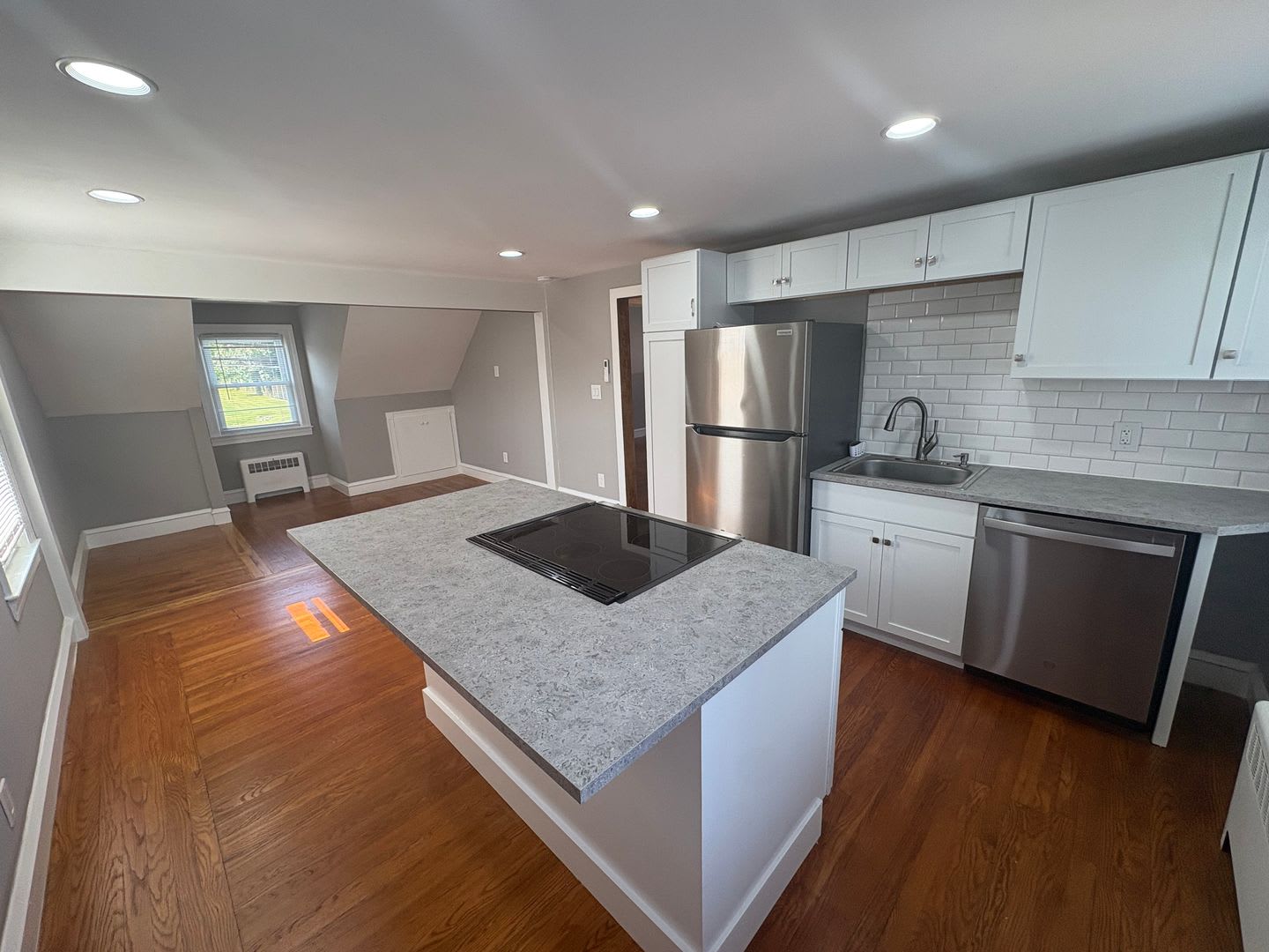 Newly Renovated Apartment For Rent in North Providence! – photo 3