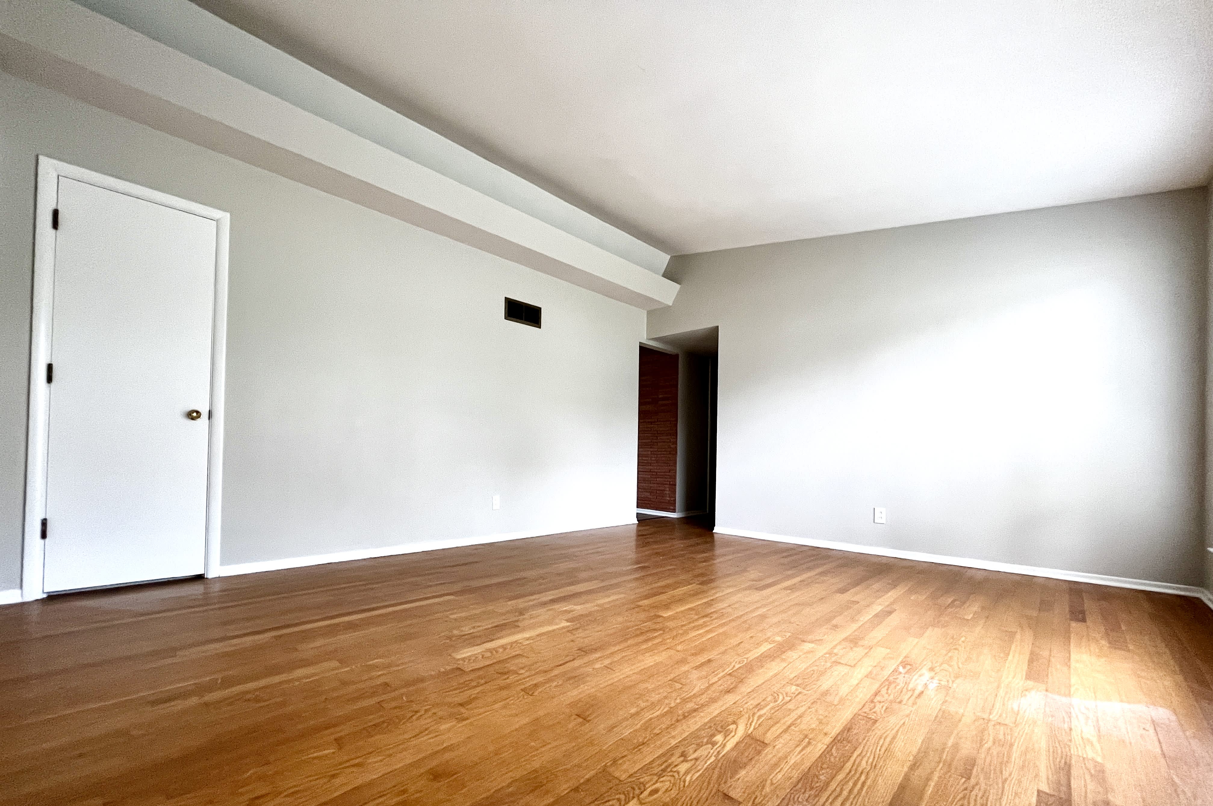 880 Gladiola Drive – photo 2