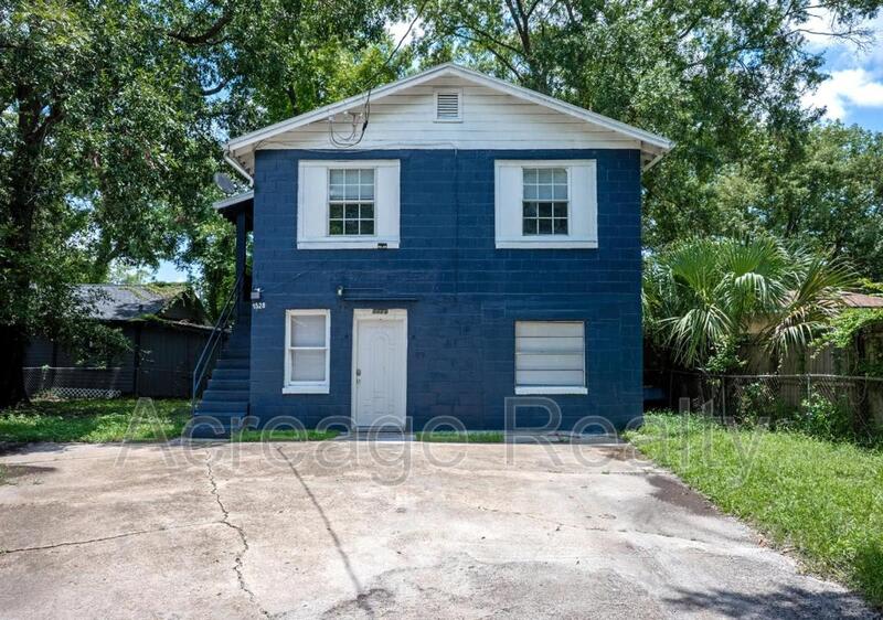 1526 W 22nd St – photo 1