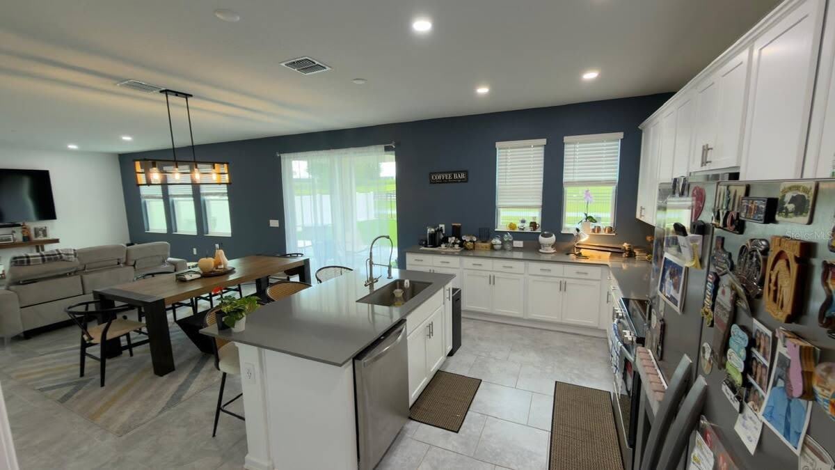 4205 Jespersen Street – photo 5