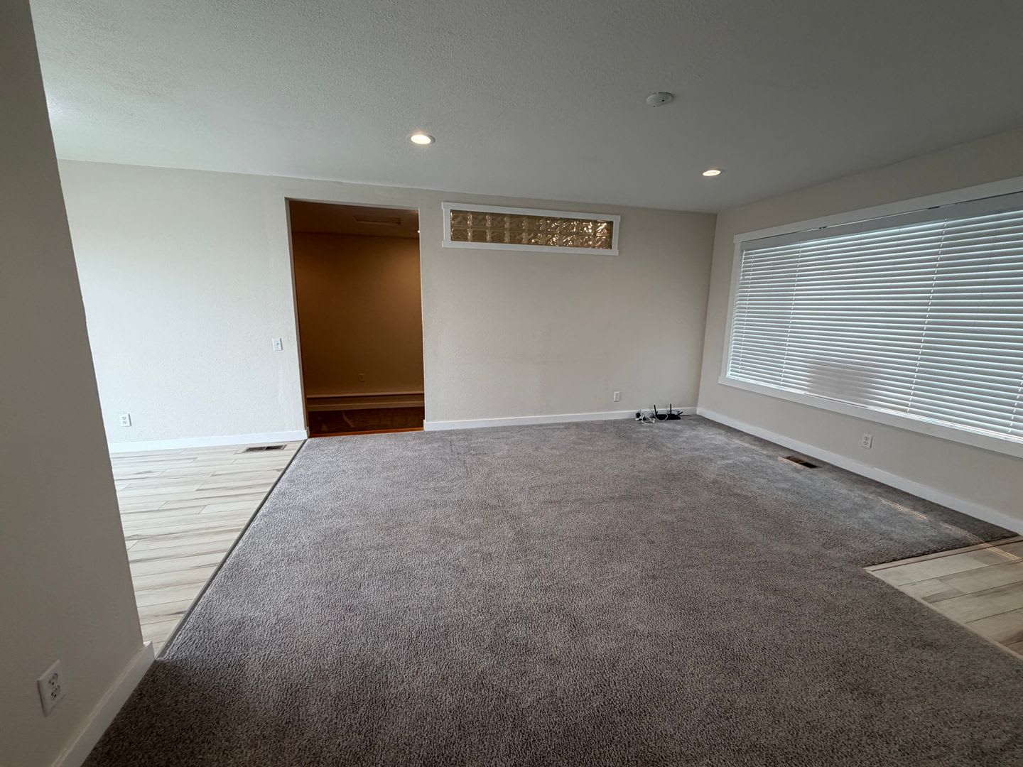 Now Renting 3 Bedroom 2 Bathroom House – photo 5