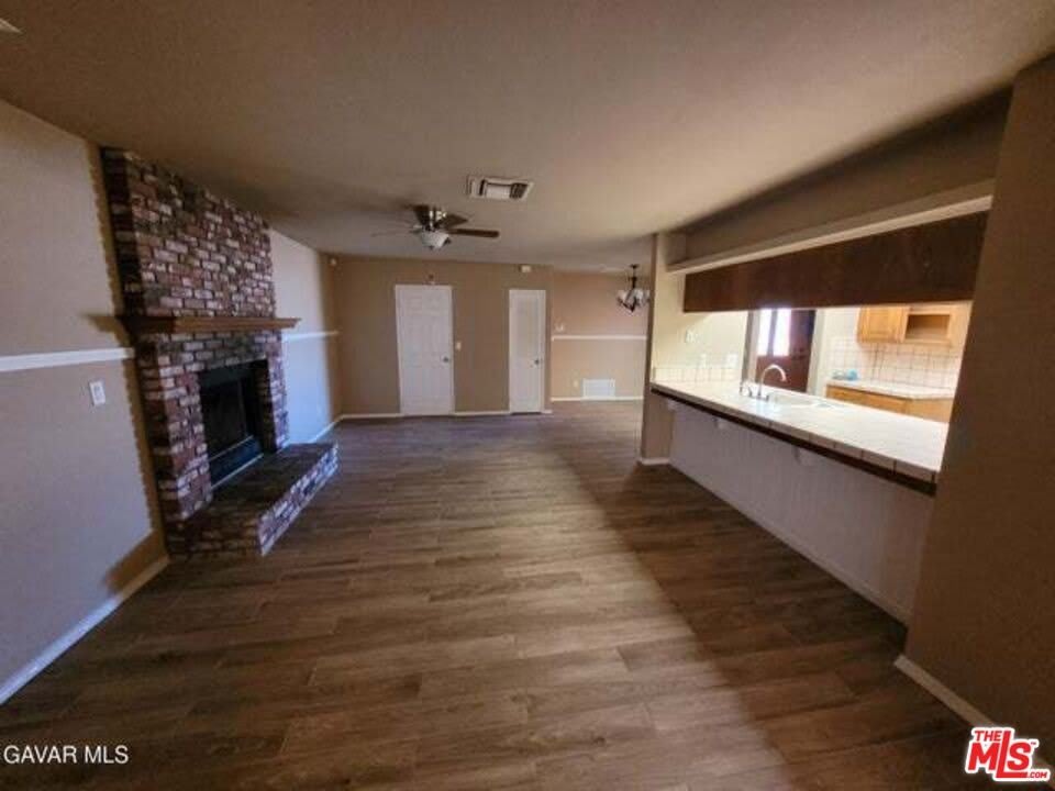 9825 Sally Ave – photo 5