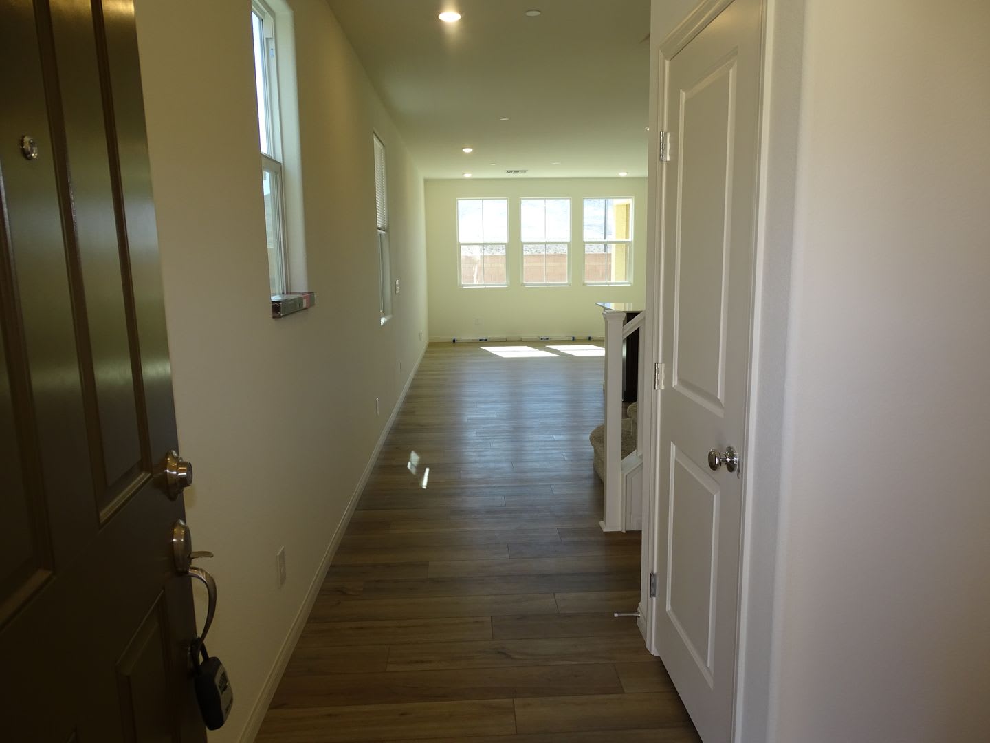 5 Bedroom Home In Inspirada With Bed And Full Bath Downstairs – photo 2