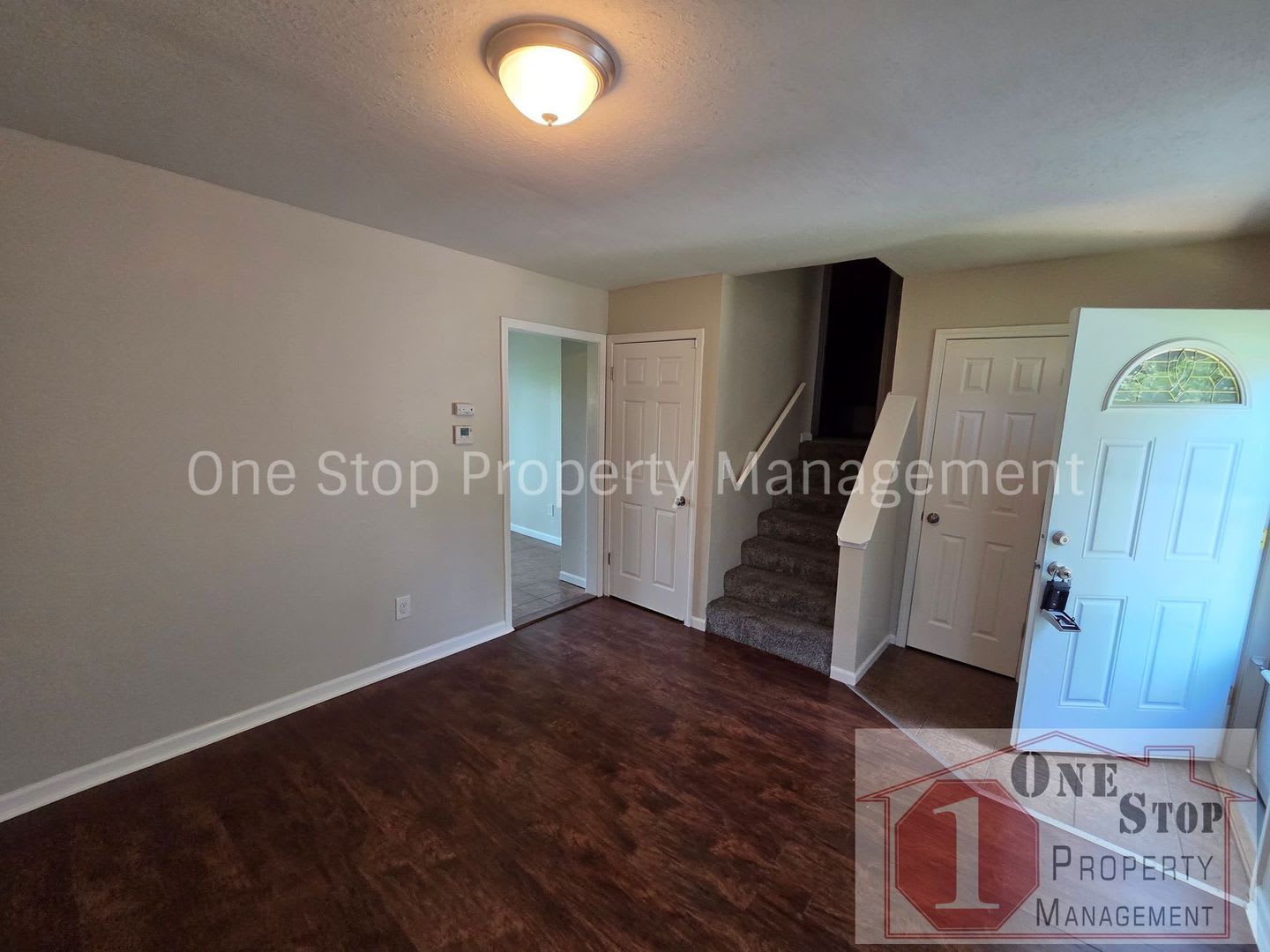 Updated 3 Bedroom, 1 Bathroom Duplex in Independence, MO – photo 2