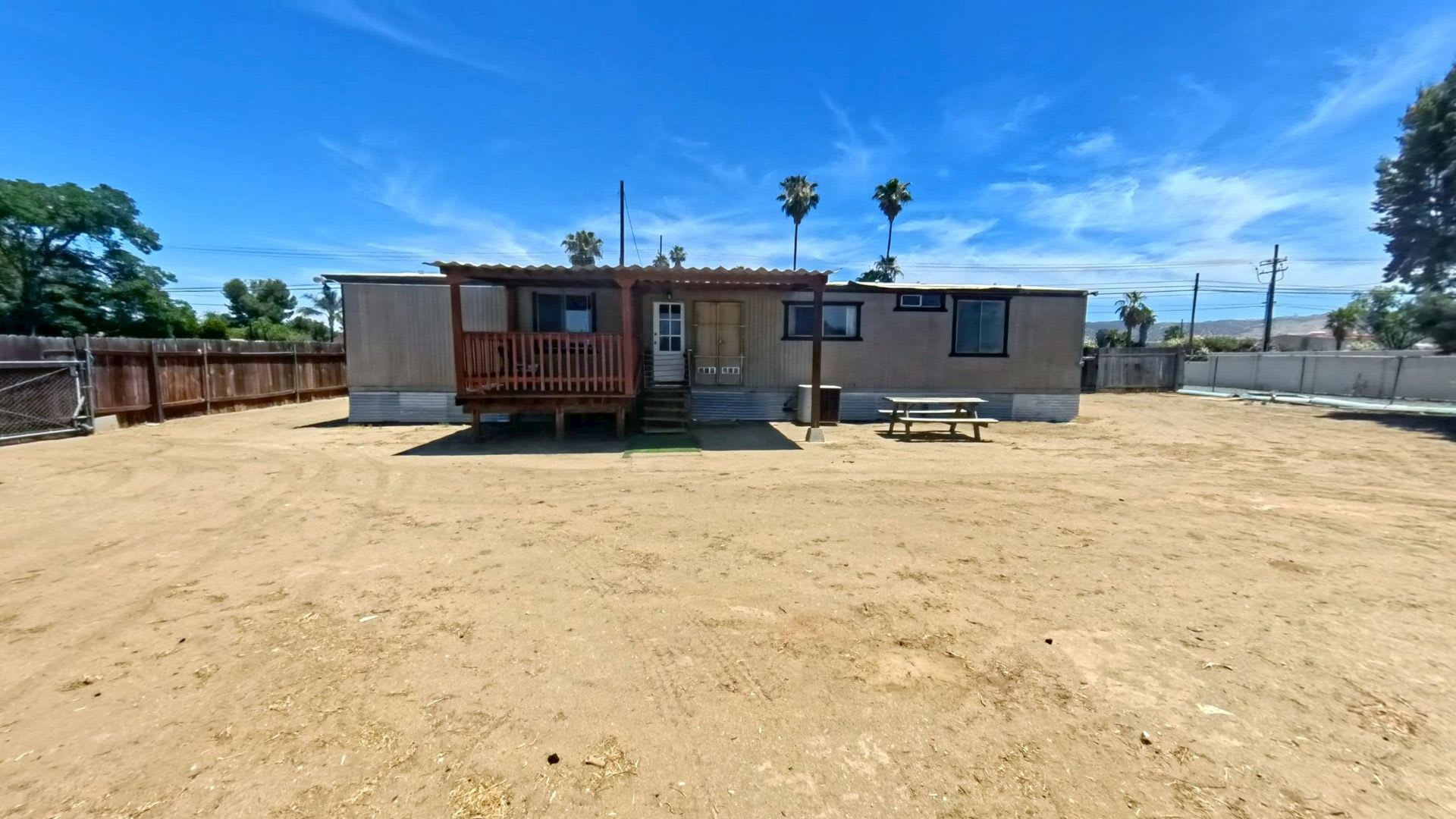 30100 Lakeview Ave, Nuevo – photo 1