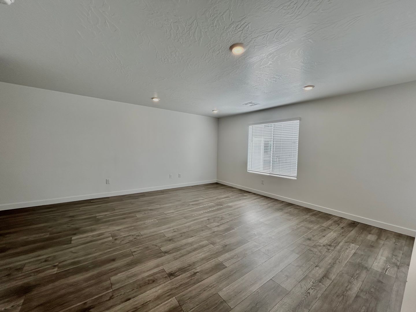 4 bedroom!! – photo 3