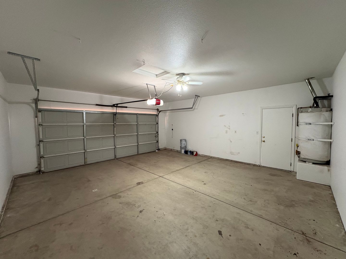 Nw Visalia Corner Lot Home Available Now – photo 2